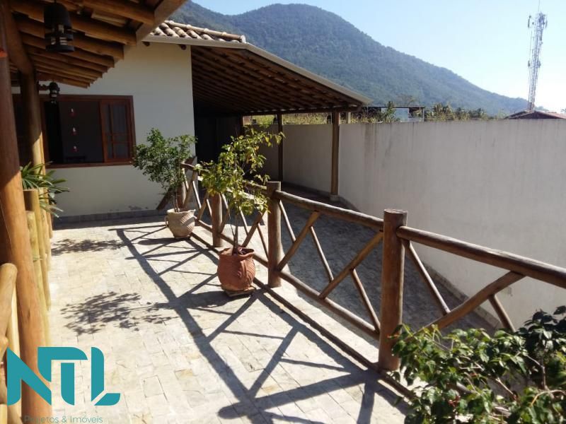 Casa à venda com 3 quartos, 395m² - Foto 19