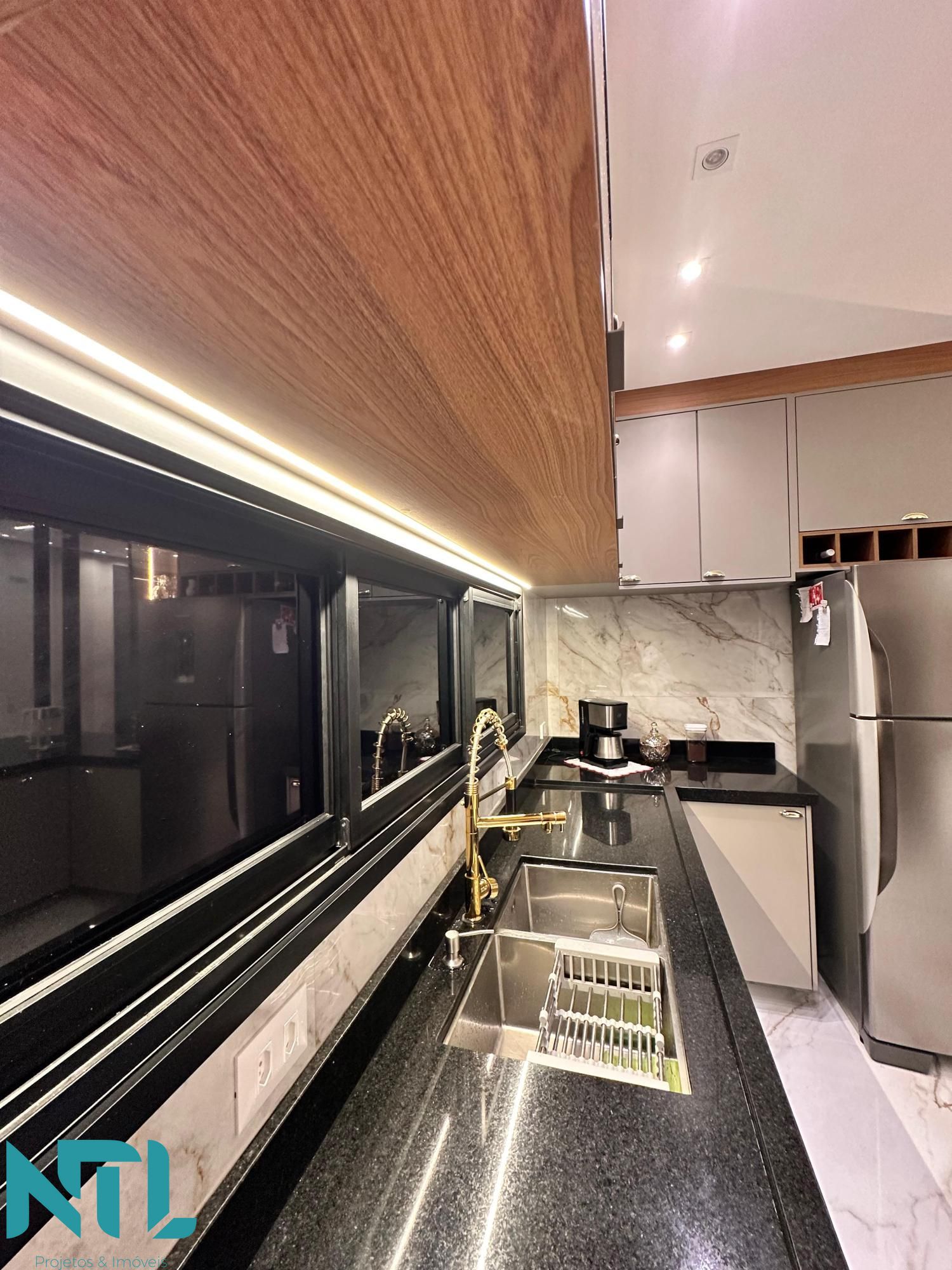 Sobrado à venda com 4 quartos, 194m² - Foto 7