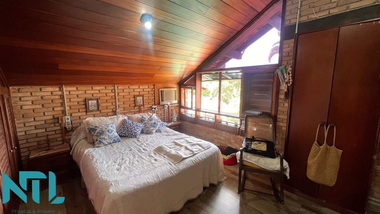 Casa, 4 quartos, 330 m² - Foto 24