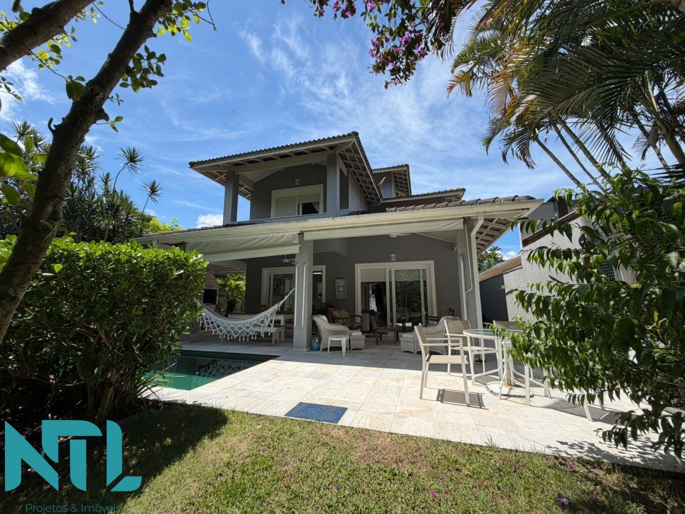 Casa, 4 quartos, 180 m² - Foto 1