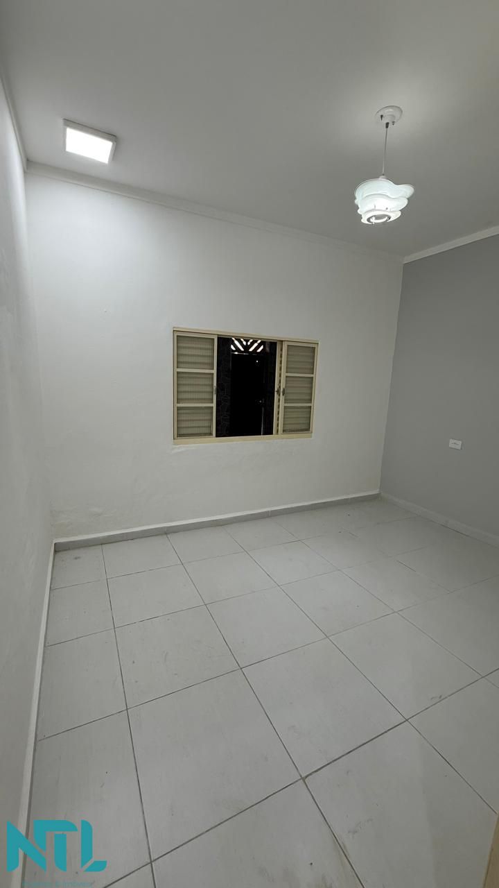Casa à venda com 2 quartos, 90m² - Foto 16