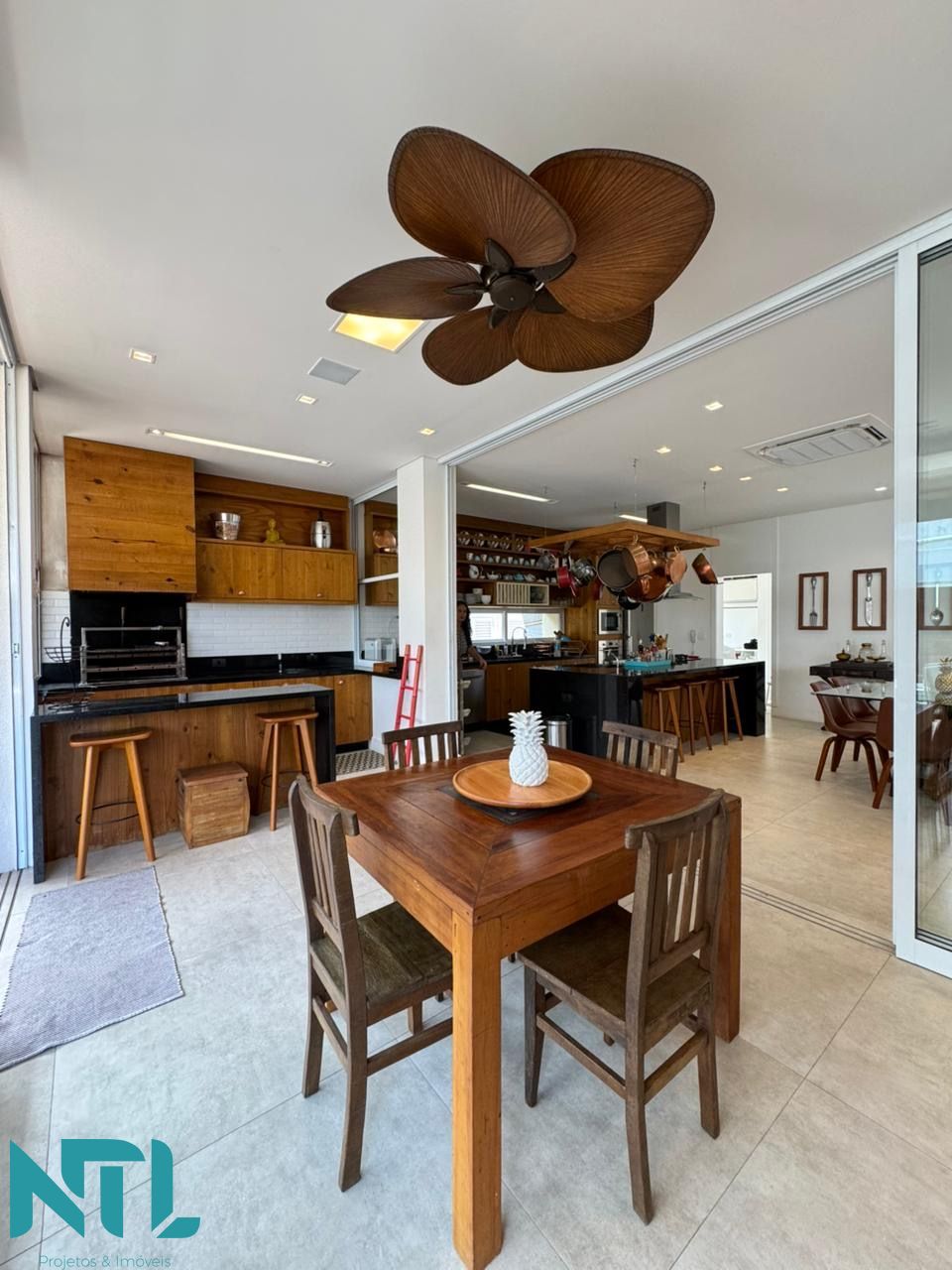 Casa de Condomínio, 5 quartos - Foto 1