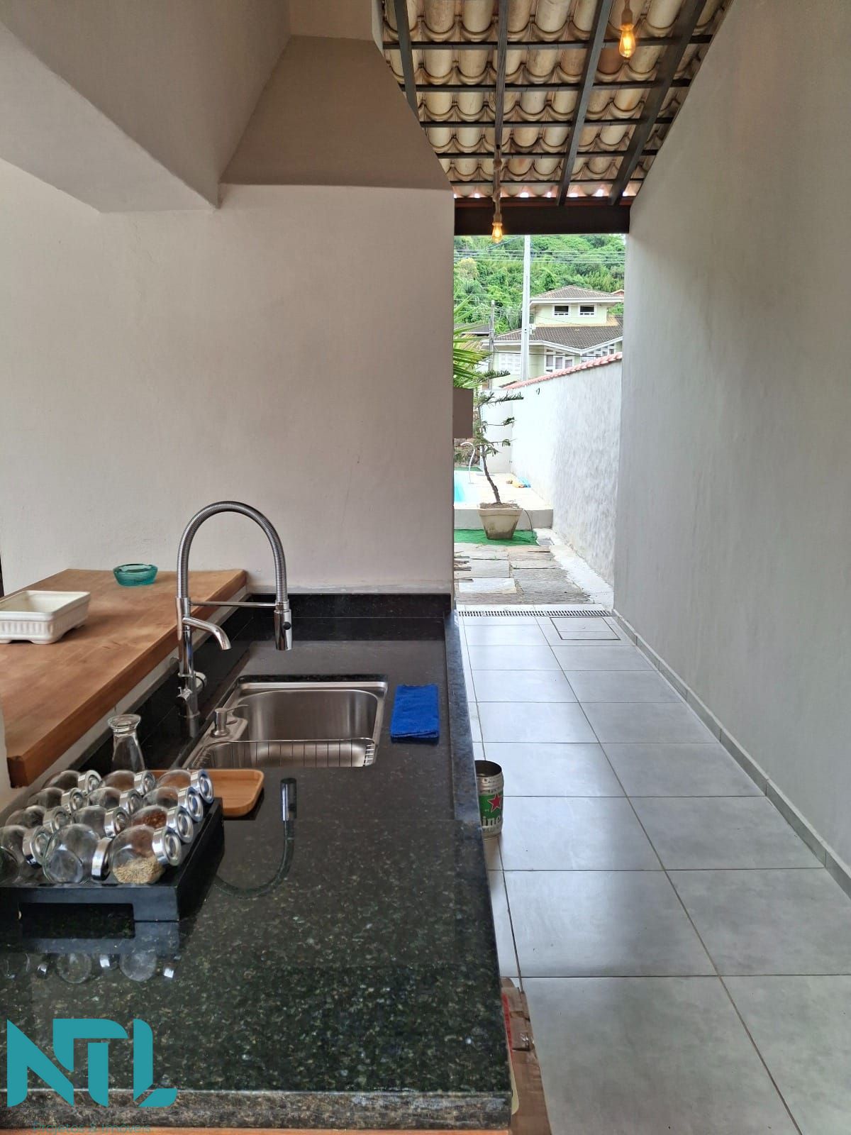 Casa à venda com 3 quartos, 230m² - Foto 20