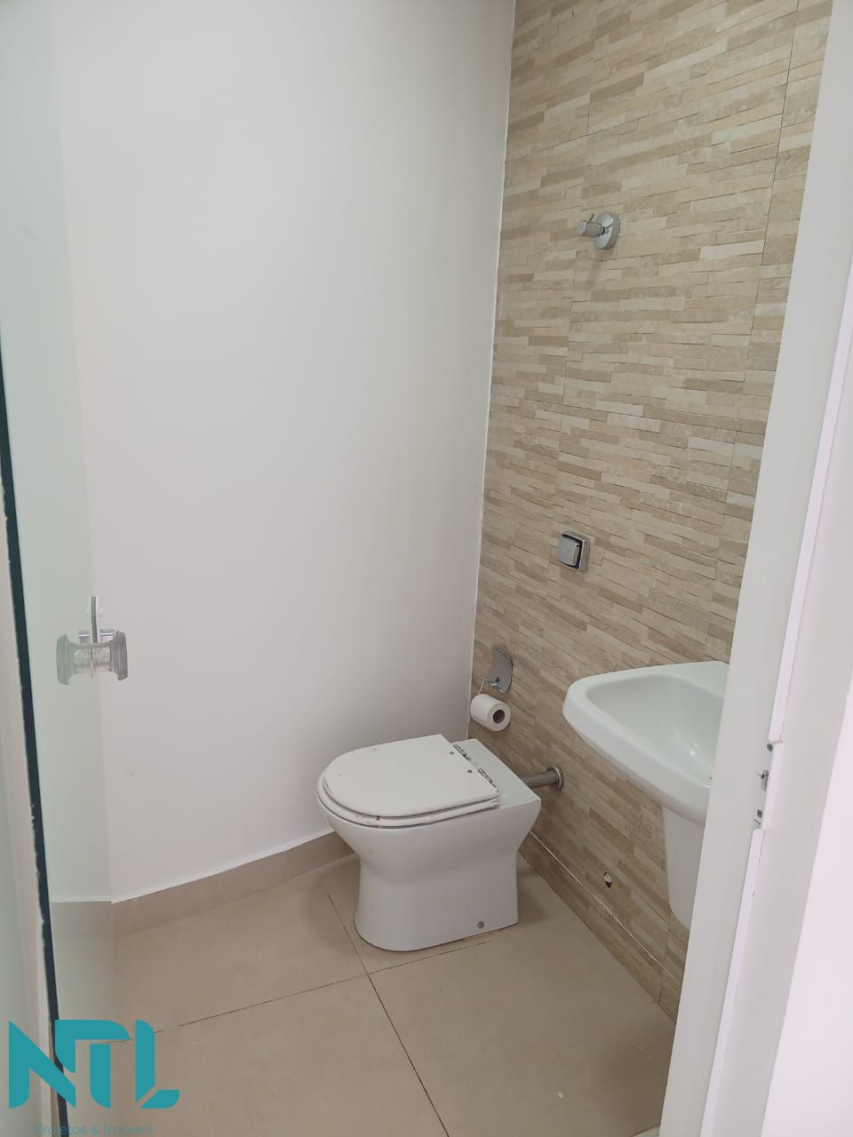 Conjunto Comercial-Sala para alugar com 2 quartos, 60m² - Foto 9