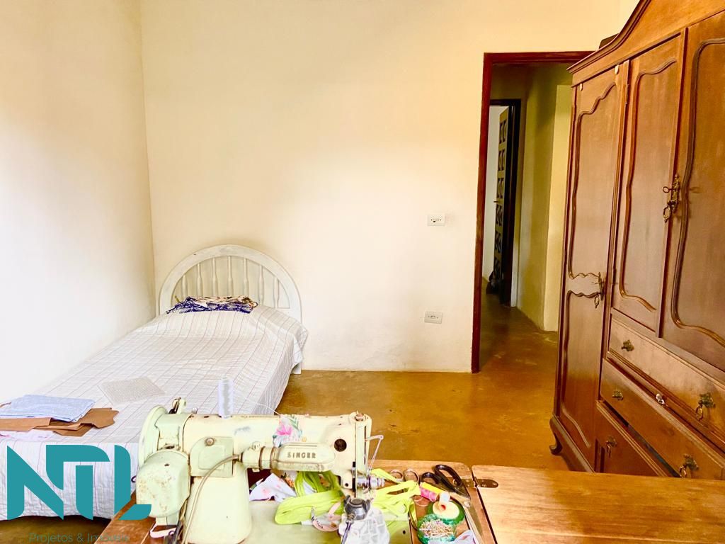 Casa à venda com 3 quartos, 197m² - Foto 18