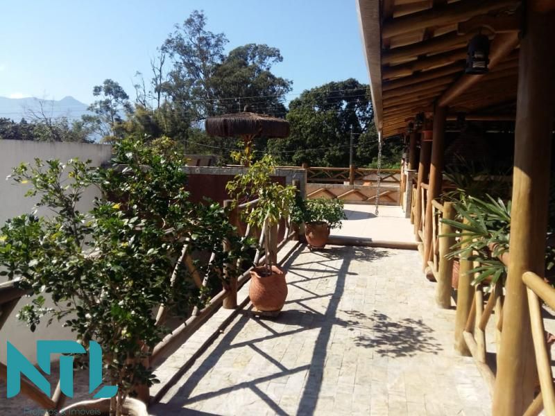 Casa à venda com 3 quartos, 395m² - Foto 23