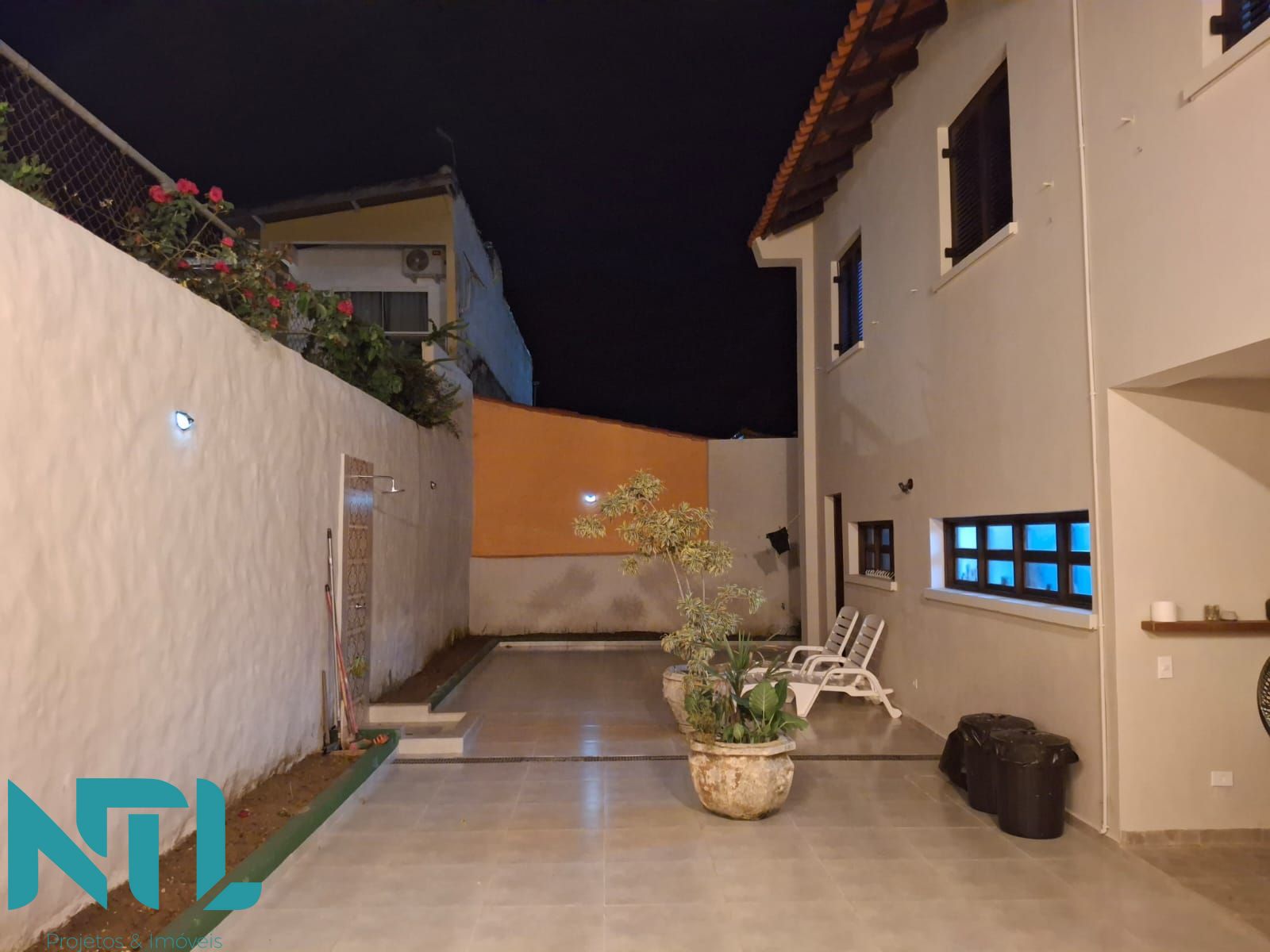 Casa à venda com 3 quartos, 230m² - Foto 21