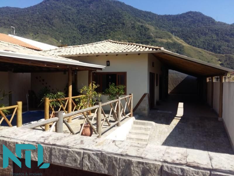 Casa à venda com 3 quartos, 395m² - Foto 9