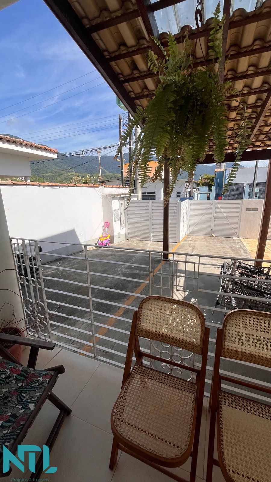 Apartamento à venda com 2 quartos, 75m² - Foto 4