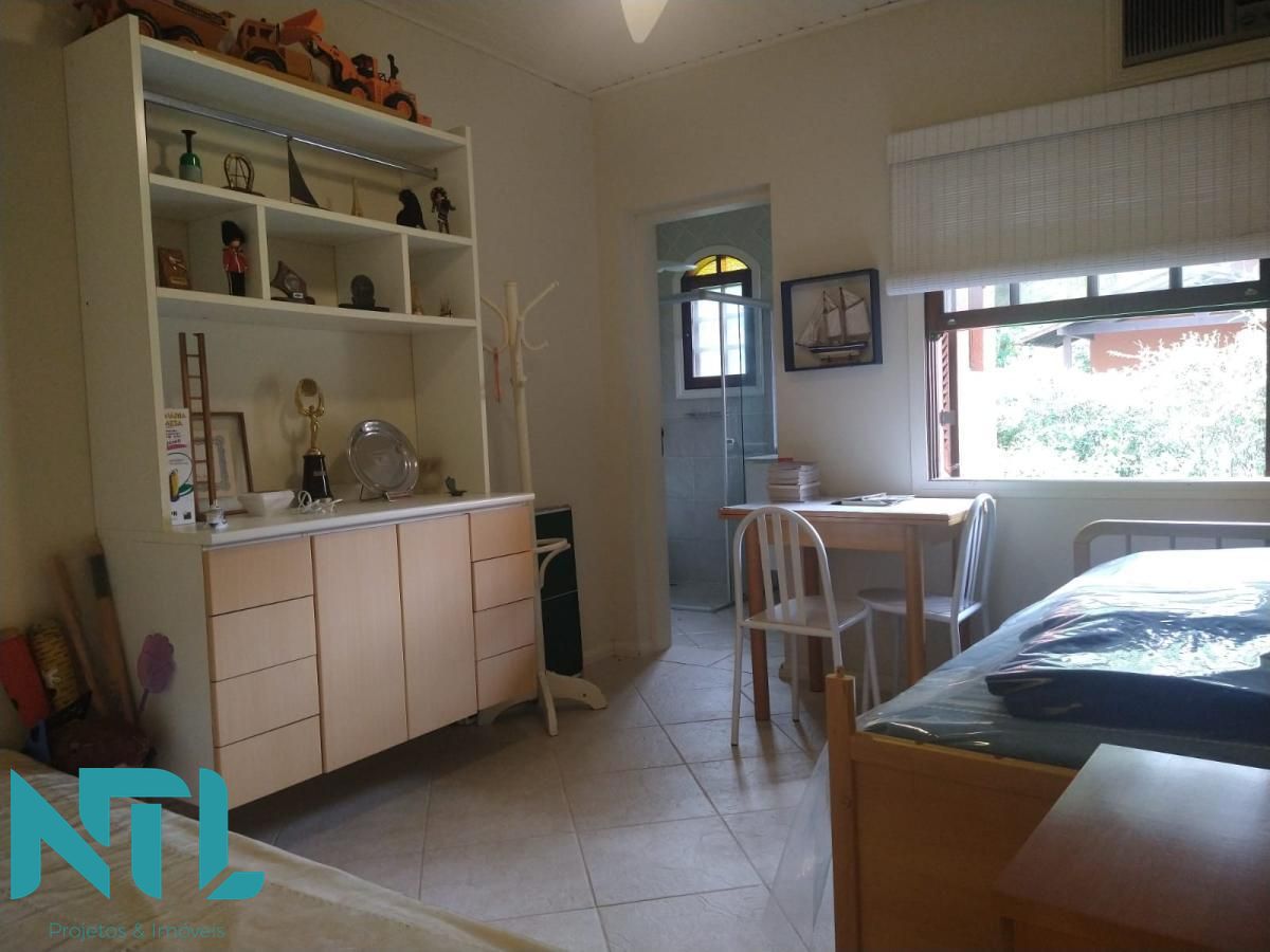 Casa, 6 quartos, 300 m² - Foto 10