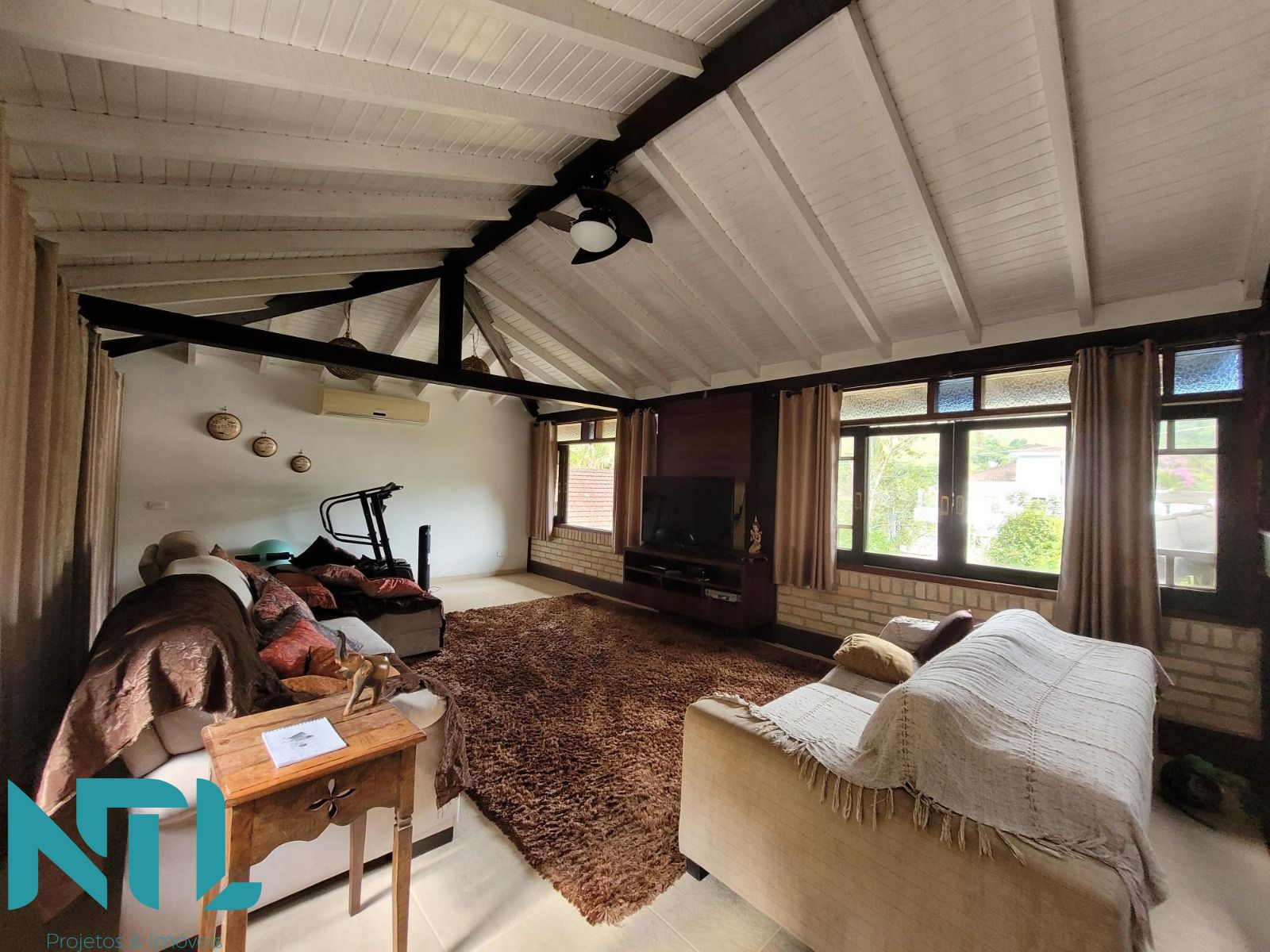 Casa à venda com 3 quartos, 400m² - Foto 25