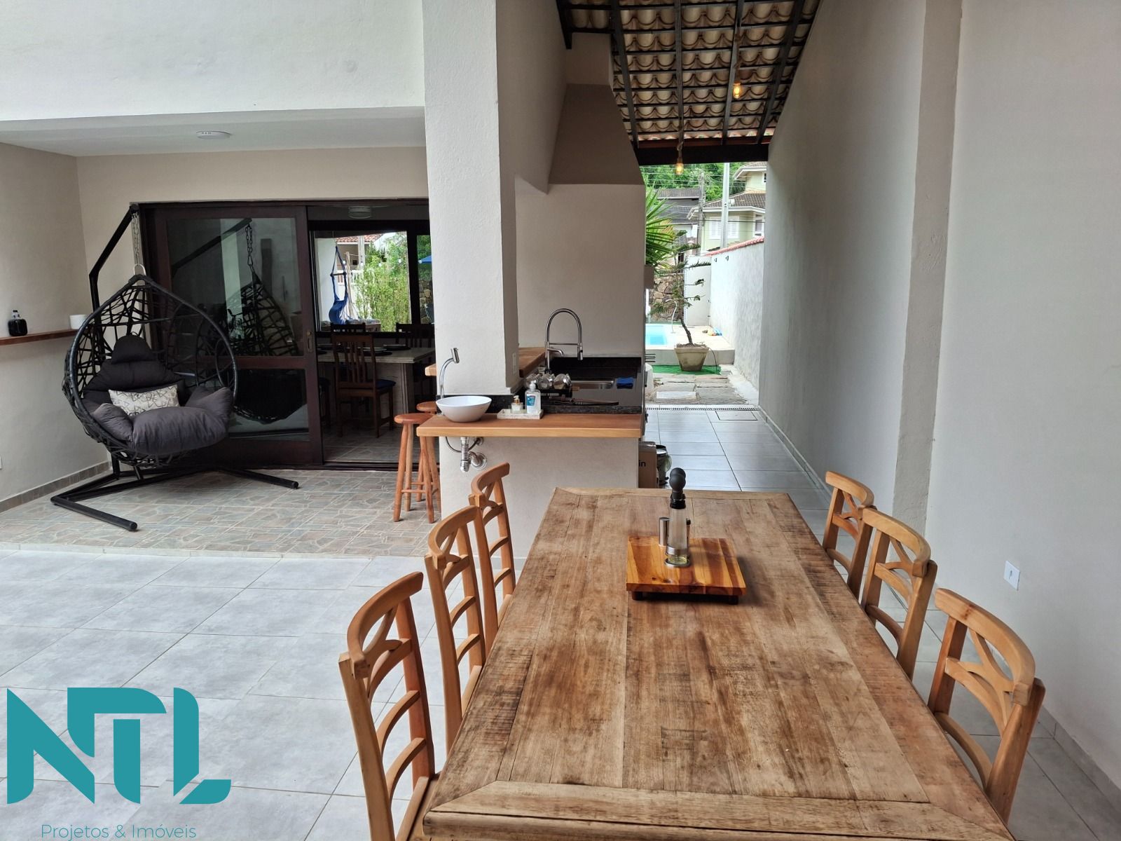 Casa à venda com 3 quartos, 230m² - Foto 16