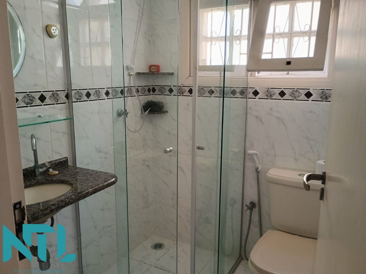 Sobrado à venda com 5 quartos, 245m² - Foto 15