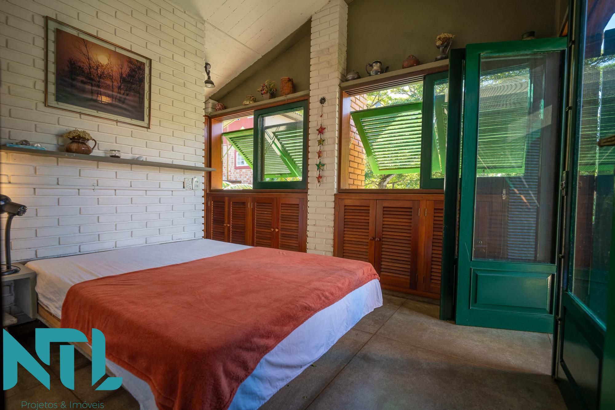 Sobrado para alugar com 4 quartos, 246m² - Foto 13