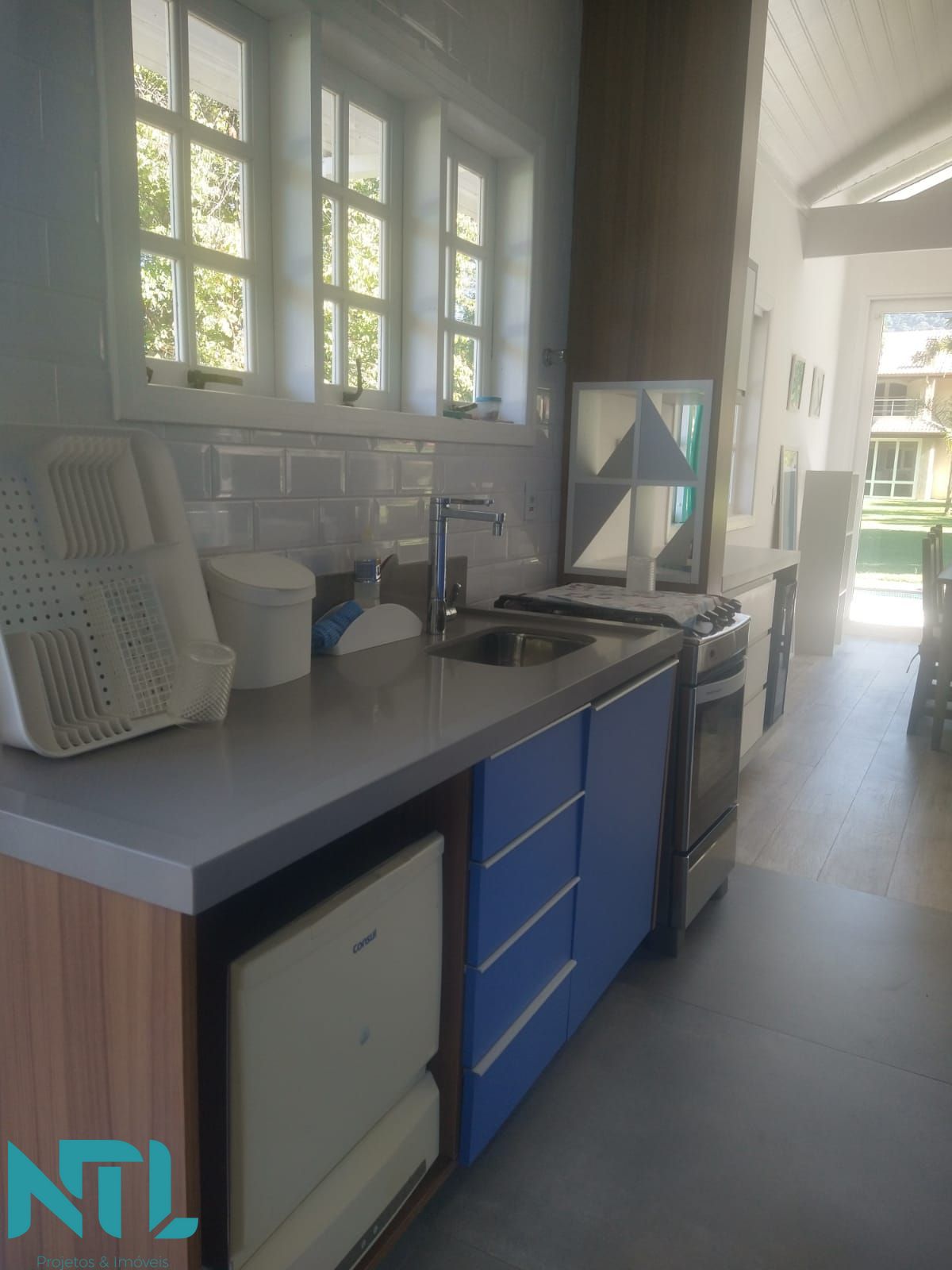 Casa à venda com 4 quartos, 145m² - Foto 8