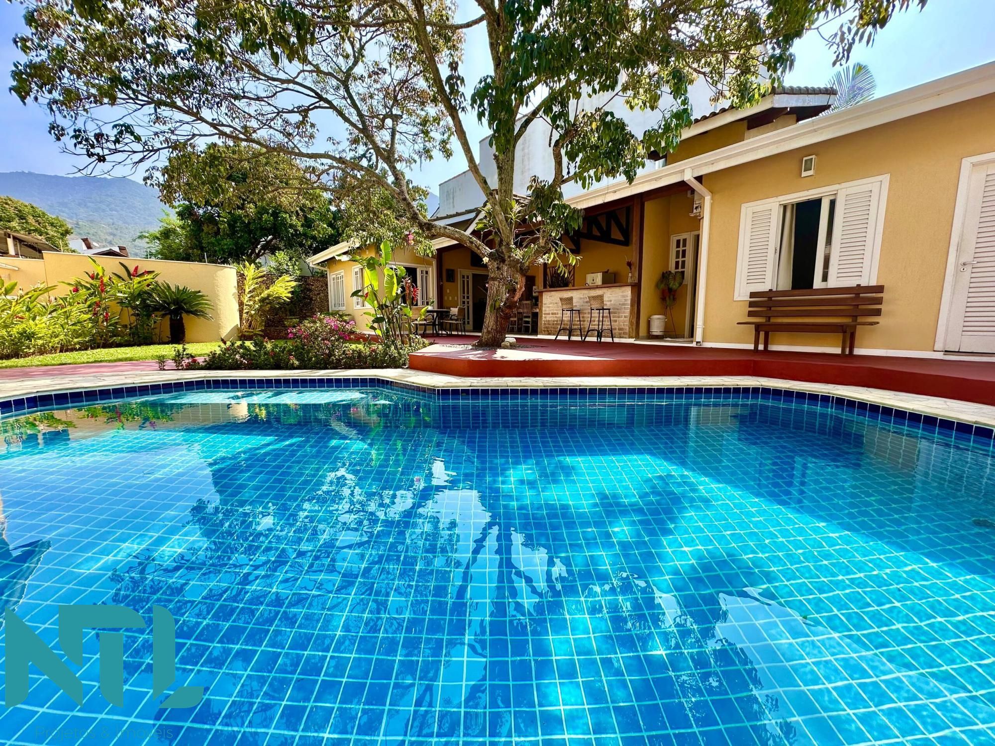 Sobrado, 5 quartos, 416 m² - Foto 4
