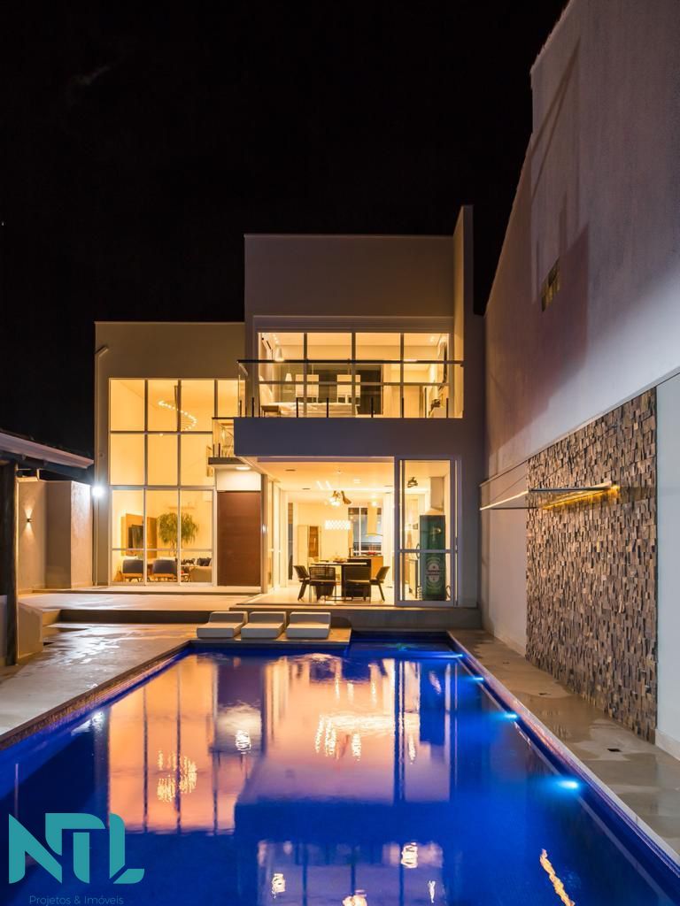 Sobrado à venda com 3 quartos, 310m² - Foto 4