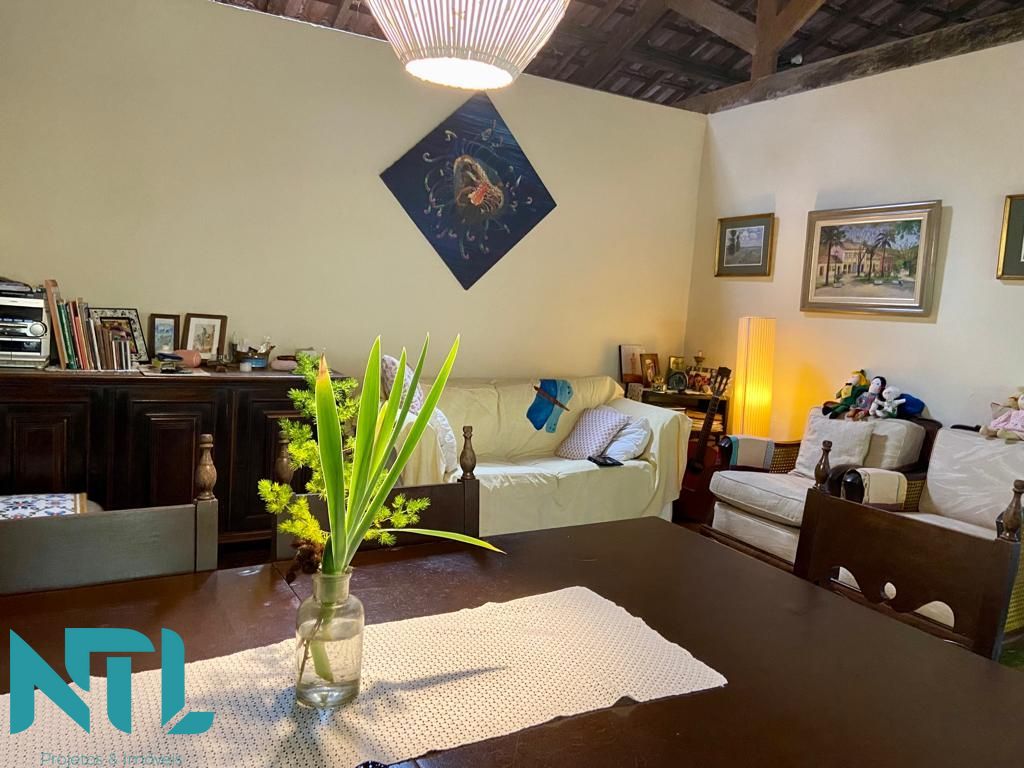 Casa à venda com 3 quartos, 197m² - Foto 11