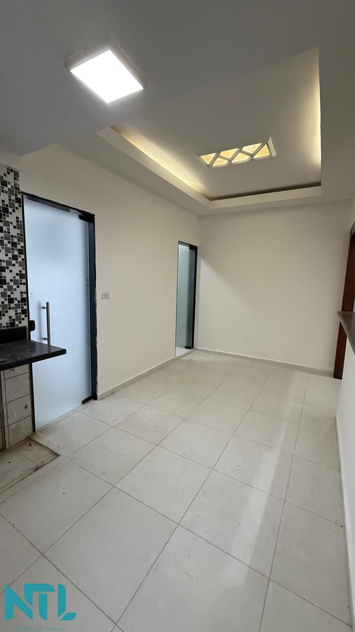 Casa à venda com 2 quartos, 90m² - Foto 7