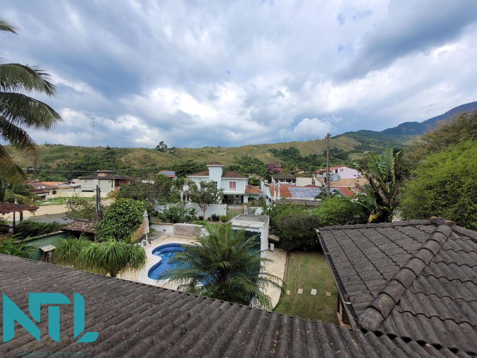Casa à venda com 3 quartos, 400m² - Foto 31