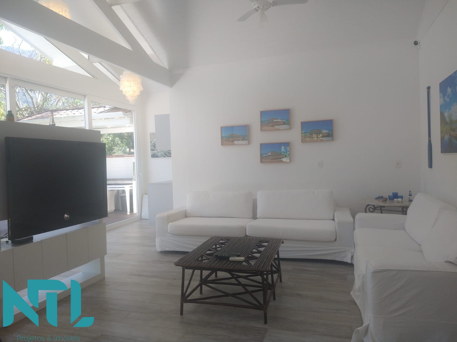 Casa à venda com 4 quartos, 145m² - Foto 4