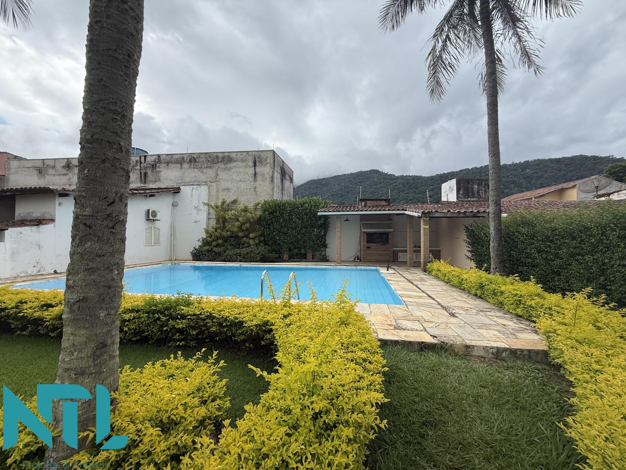 Casa, 4 quartos, 247 m² - Foto 3