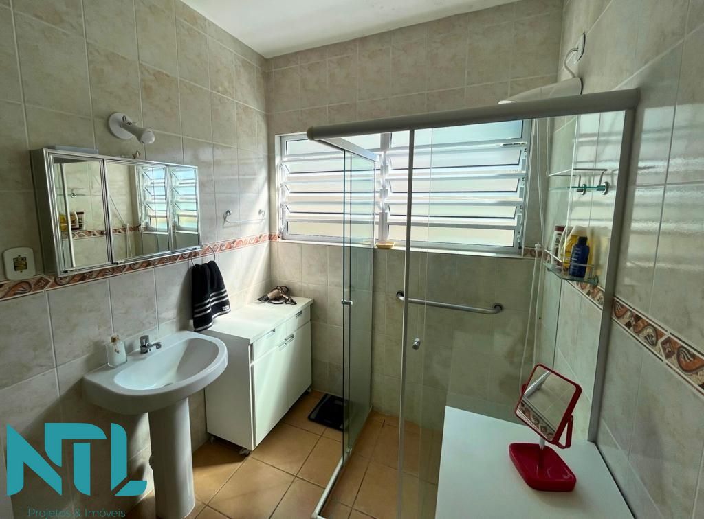Casa à venda com 3 quartos, 225m² - Foto 24