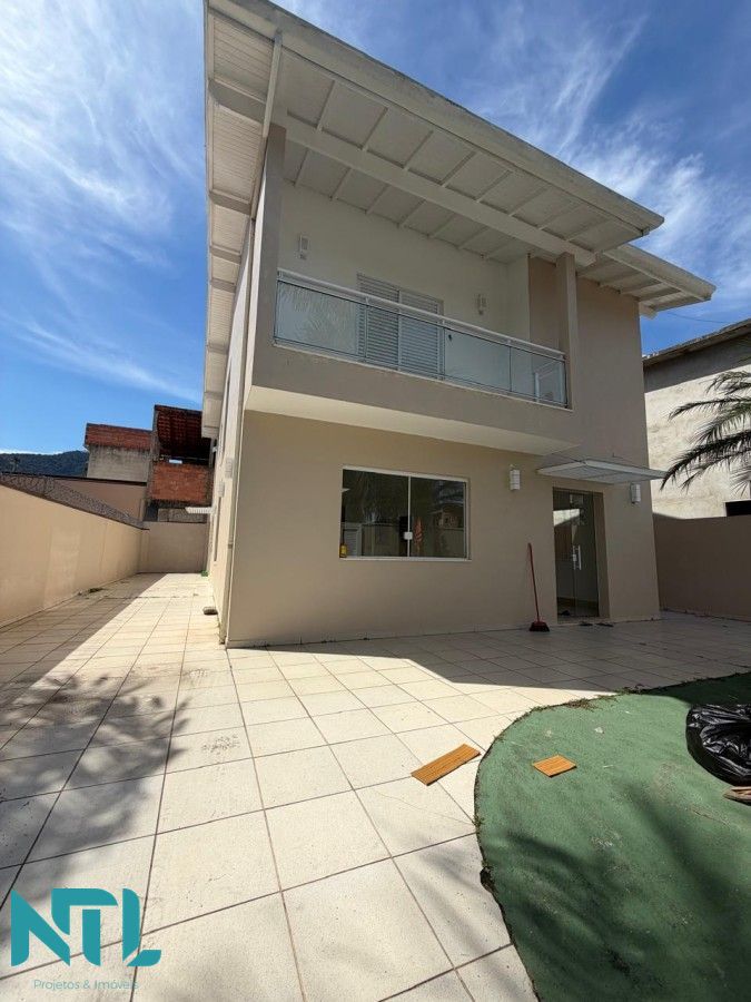 Sobrado, 3 quartos, 195 m² - Foto 3