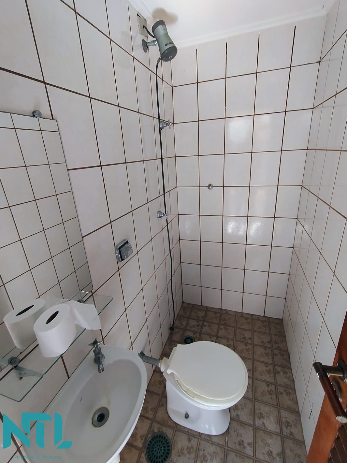 img164854230