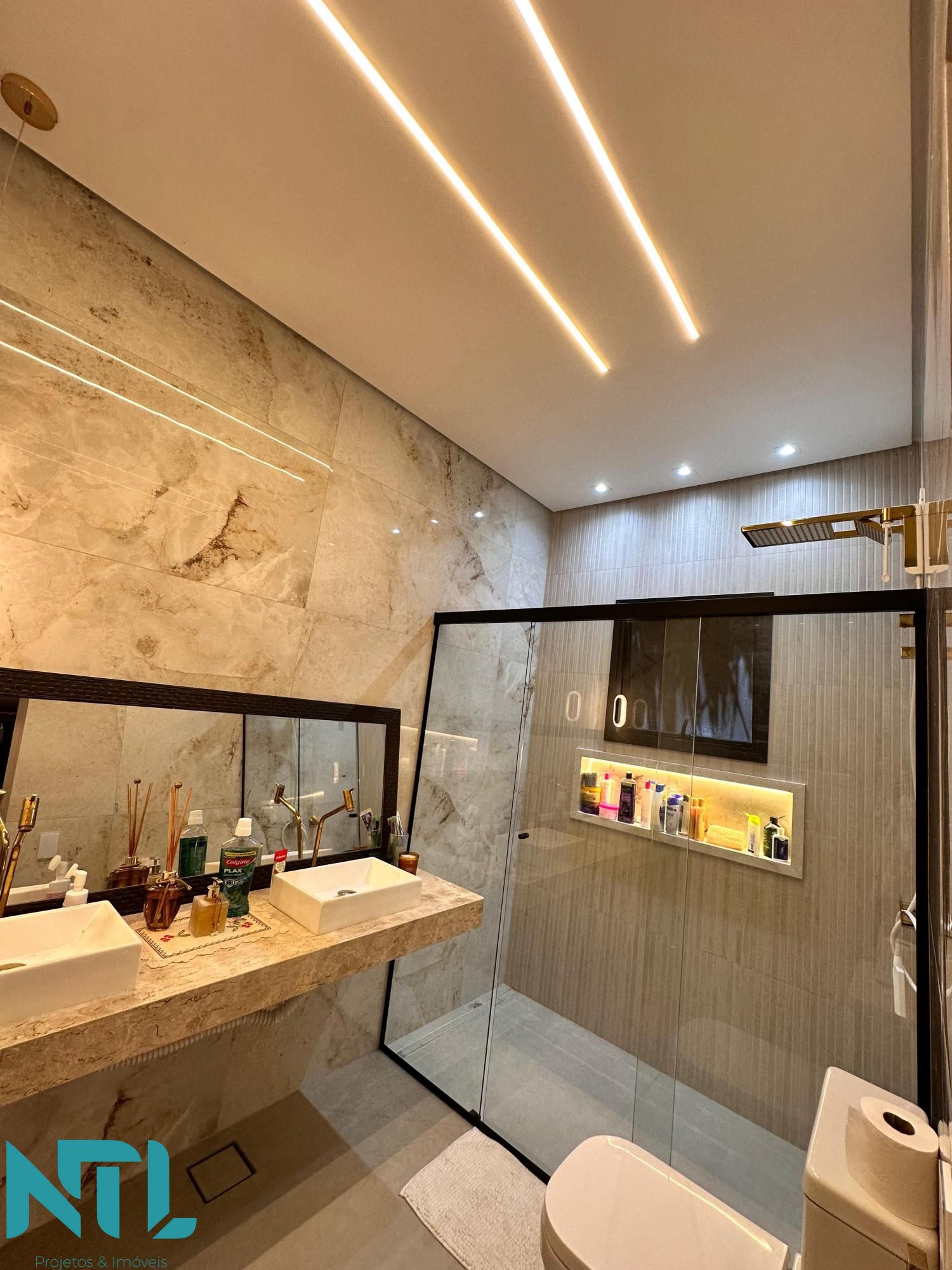 Sobrado à venda com 4 quartos, 194m² - Foto 42