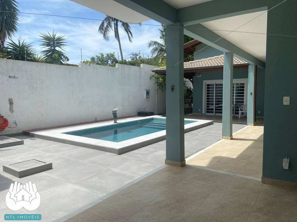 Sobrado à venda com 6 quartos, 372m² - Foto 2