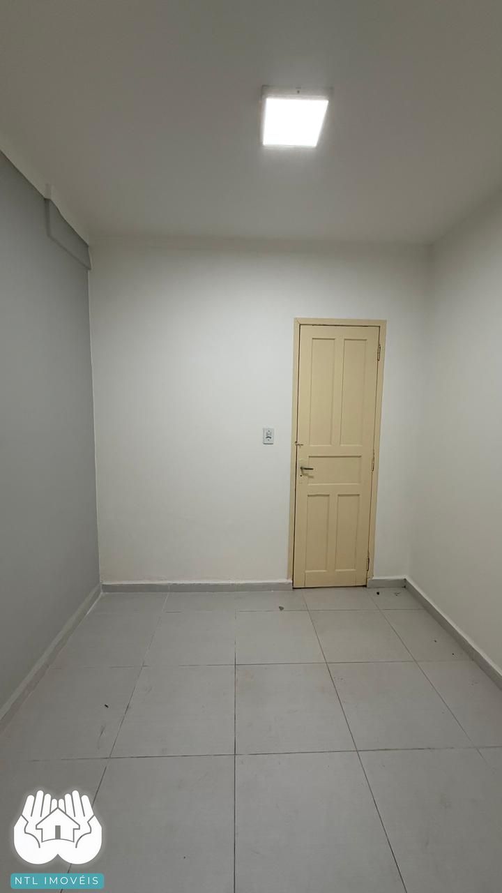 Casa à venda com 2 quartos, 90m² - Foto 15