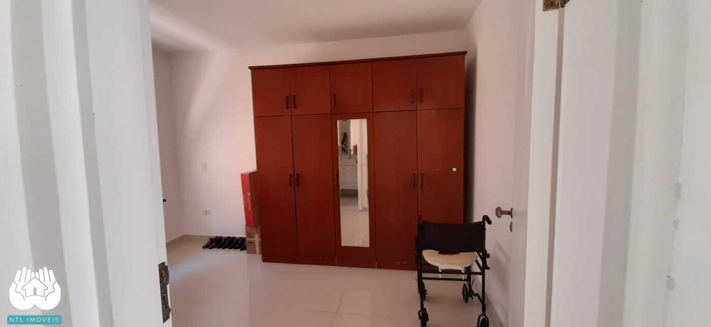 Casa à venda com 3 quartos, 600m² - Foto 11