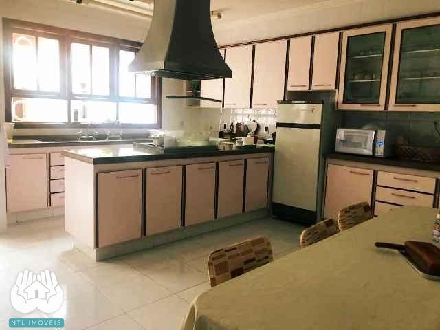 Casa à venda com 6 quartos, 1620m² - Foto 19