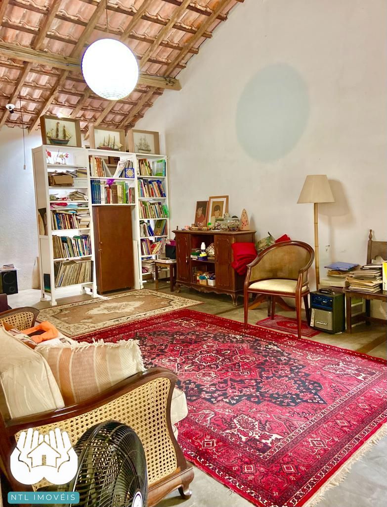 Casa à venda com 3 quartos, 197m² - Foto 7
