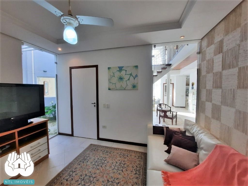 Sobrado à venda com 5 quartos, 256m² - Foto 11