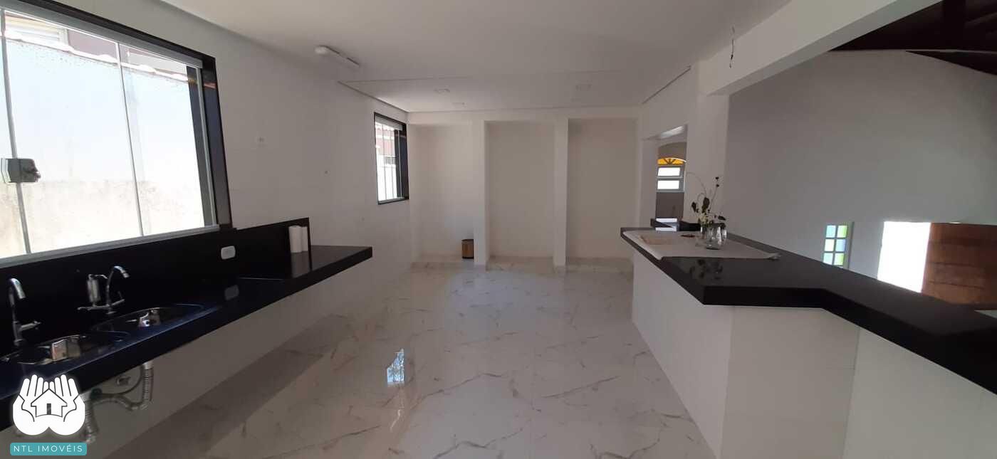 Casa à venda com 3 quartos, 600m² - Foto 29