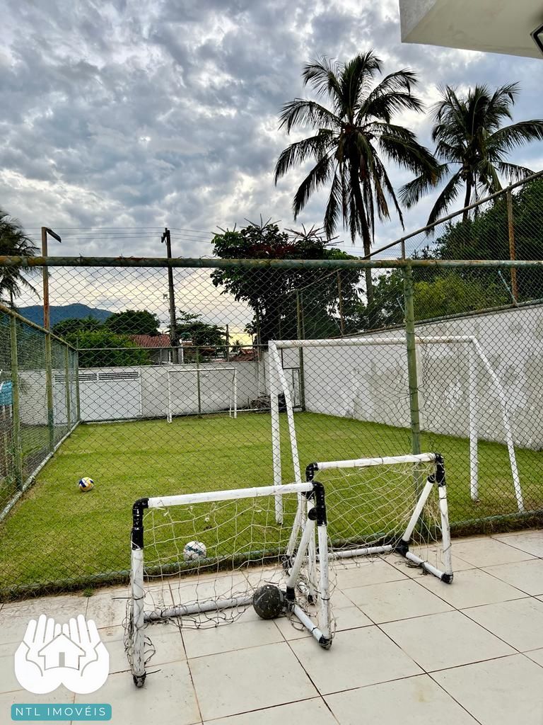 Prédio Inteiro à venda com 12 quartos, 970m² - Foto 13