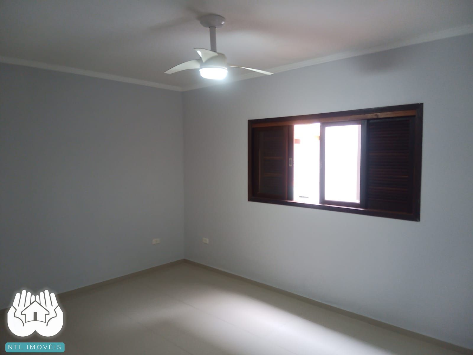Casa para alugar com 2 quartos, 64m² - Foto 12
