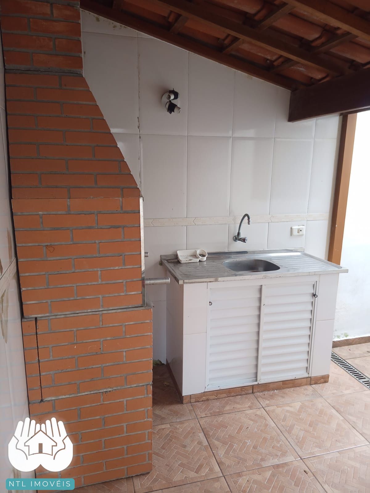 Casa para alugar com 2 quartos, 64m² - Foto 7