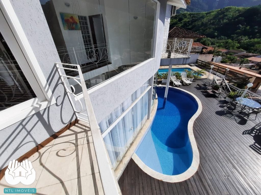 Sobrado à venda com 5 quartos, 256m² - Foto 9