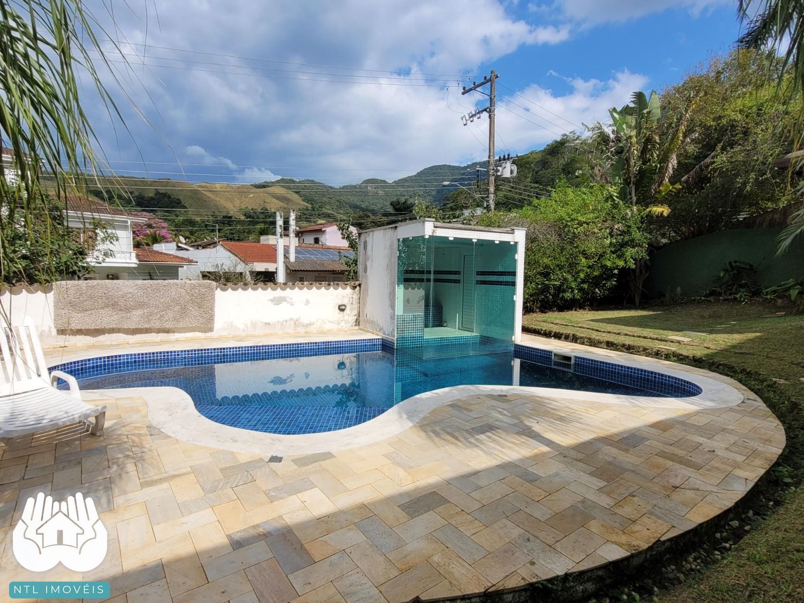 Casa à venda com 3 quartos, 400m² - Foto 6