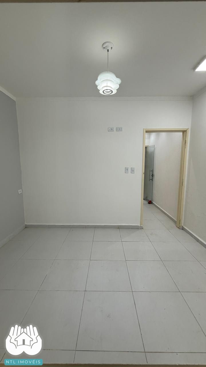 Casa à venda com 2 quartos, 90m² - Foto 14