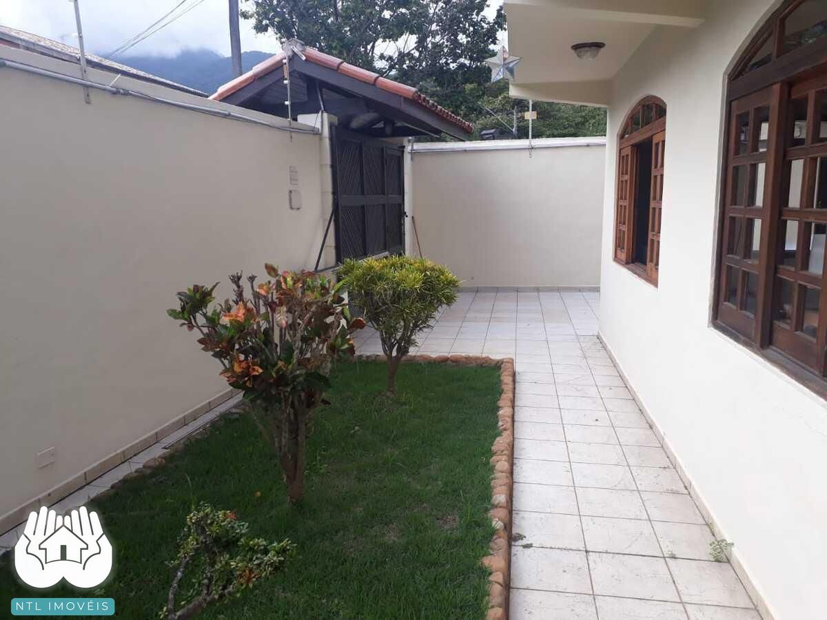 Sobrado à venda com 3 quartos, 250m² - Foto 25