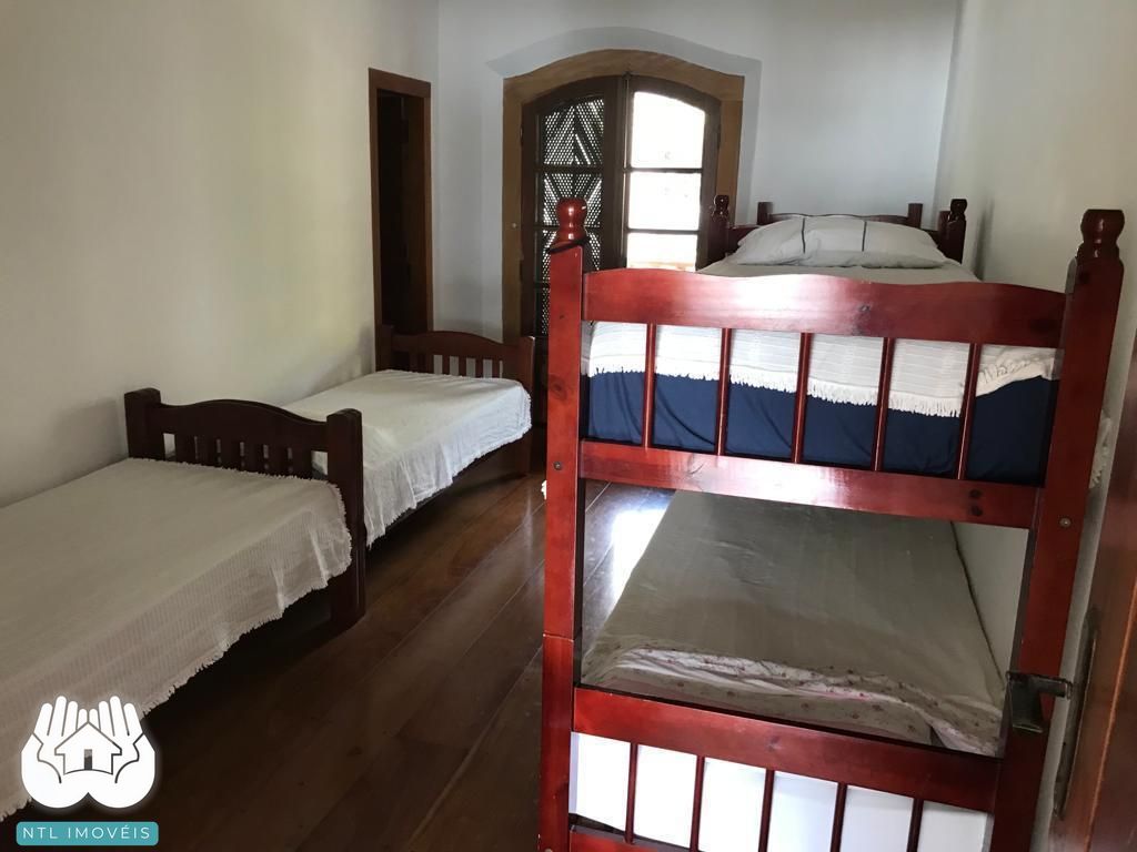 Casa à venda com 5 quartos, 3532m² - Foto 2