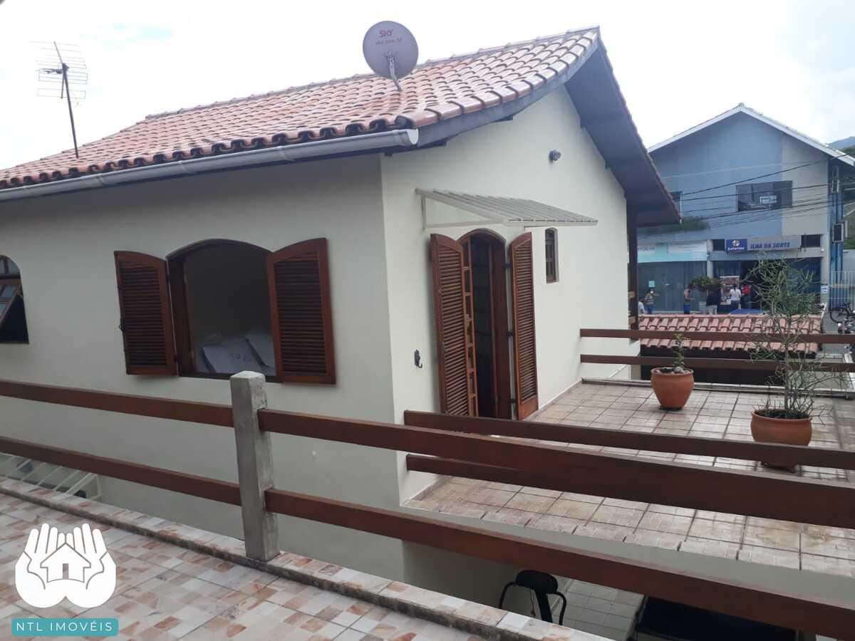 Sobrado à venda com 3 quartos, 250m² - Foto 2