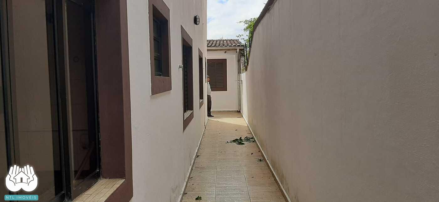 Sobrado à venda com 4 quartos, 216m² - Foto 29