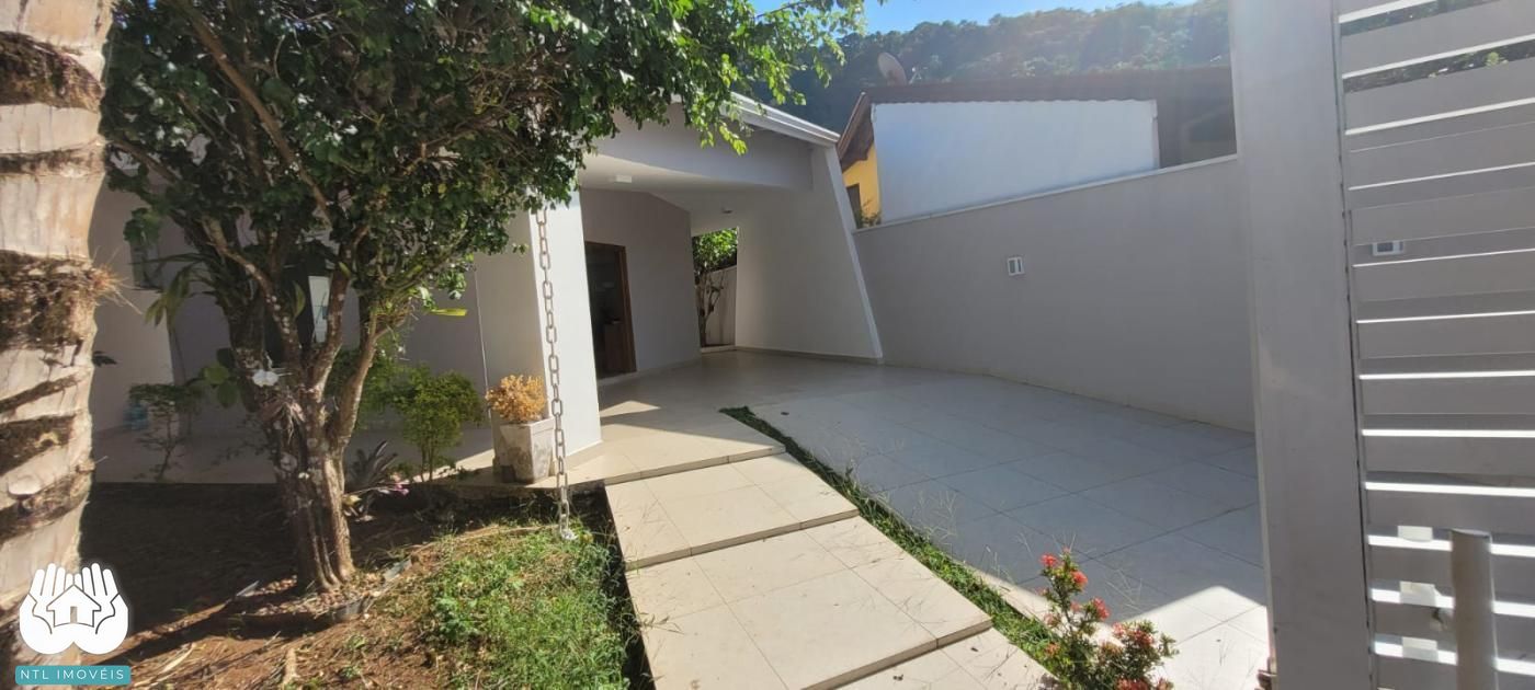 Casa à venda com 3 quartos, 484m² - Foto 2