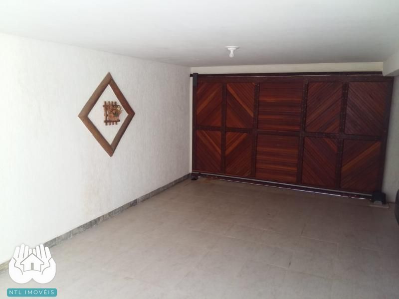 Casa à venda com 3 quartos, 395m² - Foto 27