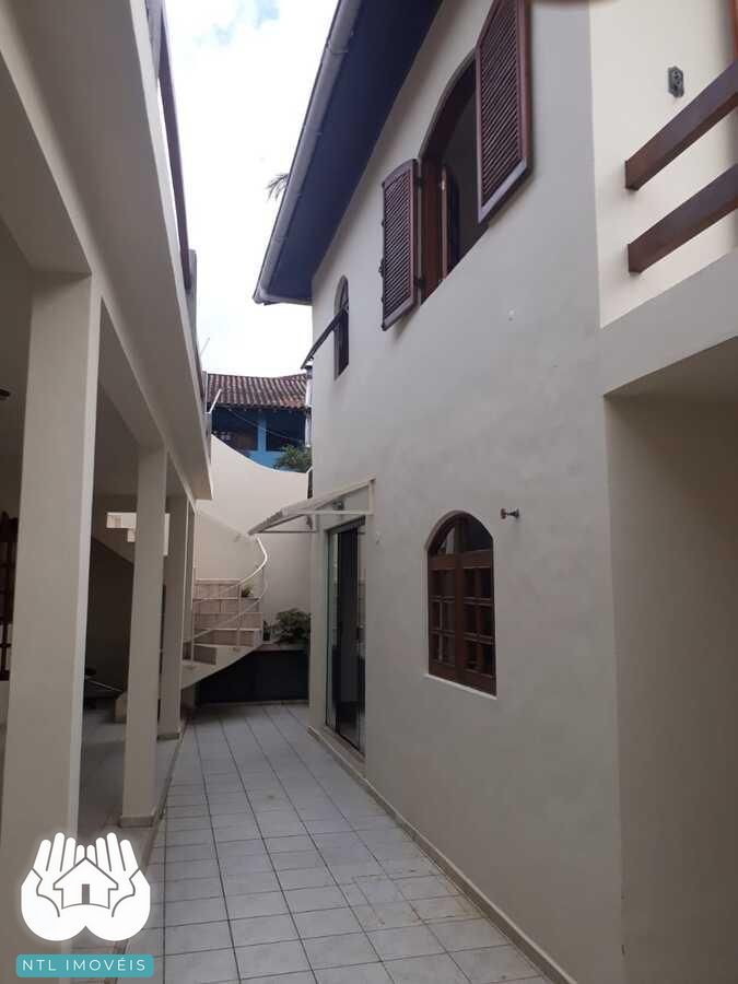 Sobrado à venda com 3 quartos, 250m² - Foto 19